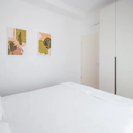 Luxury Rooftop 23 Holiday home Tirana